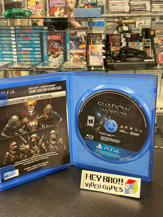 Middle Earth: Shadows of Mordor- PS4 *with insert*
