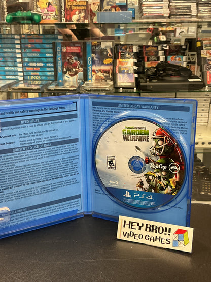 Plants vs Zombies: Garden Warfare- PS4 *no manual/insert